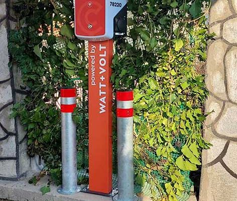 Τον πρώτο Φορτιστή Ηλεκτρικών Αυτοκινήτων στην Πρέσπα