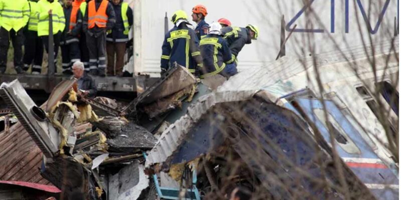 Δυστύχημα στα Τέμπη: Όλες οι εξελίξεις από την πολύνεκρη τραγωδία