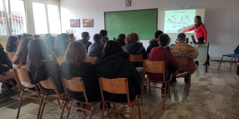 Οι μαθητές του Γυμνασίου Φιλώτα εκφράζουν τις θερμές τους ευχαριστίες προς το Κέντρο Υγείας Αμυνταίου