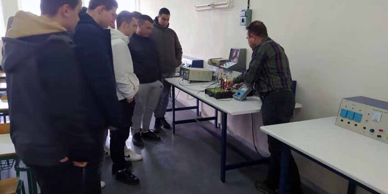 Ευχαριστήριο του Γυμνασίου Φιλώτα προς το 1ο ΕΠΑ.Λ.-Εργαστηριακό Κέντρο Αμυνταίου