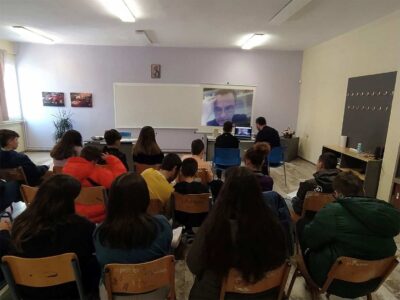 Ευχαριστήριο του Γυμνασίου Φιλώτα προς τον συγγραφέα και δημοσιογράφο κ. Κωνσταντίνο Καμάρα