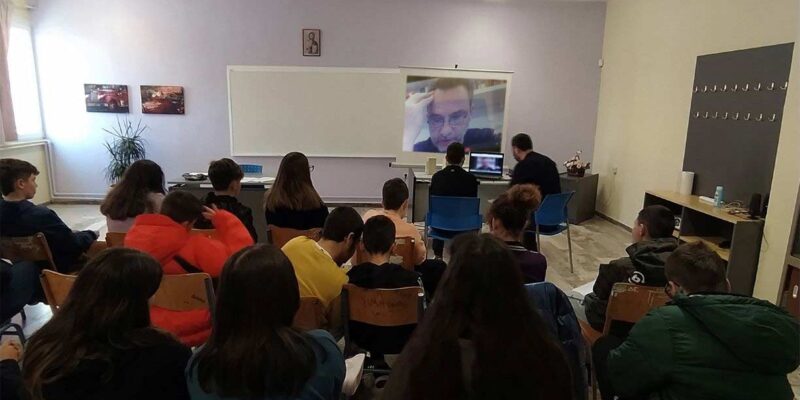 Ευχαριστήριο του Γυμνασίου Φιλώτα προς τον συγγραφέα και δημοσιογράφο κ. Κωνσταντίνο Καμάρα