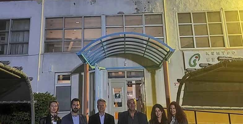 Φωταγωγήθηκε το Διοικητήριο της Π.Ε. Φλώρινας για την Ημέρα Μνήμης της Γενοκτονίας των Ποντίων