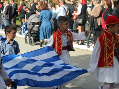 Φωτορεπόρταζ με την μαθητική παρέλαση στο Αμύνταιο, για την σημερινή εθνική επέτειο της 28ης Οκτωβρίου 1940 στο Αμύνταιο