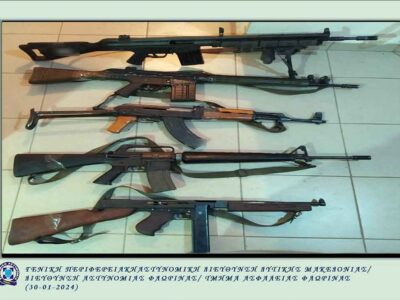 Μεγάλες ποσότητες πολεμικού υλικού βρέθηκαν από αστυνομικούς του Τμήματος Ασφάλειας Φλώρινας, σε οικία