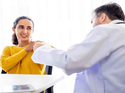 Ρευματοειδής αρθρίτιδα: Ποιες είναι οι νεότερες θεραπείες που προσφέρει ο ρευματολόγος;