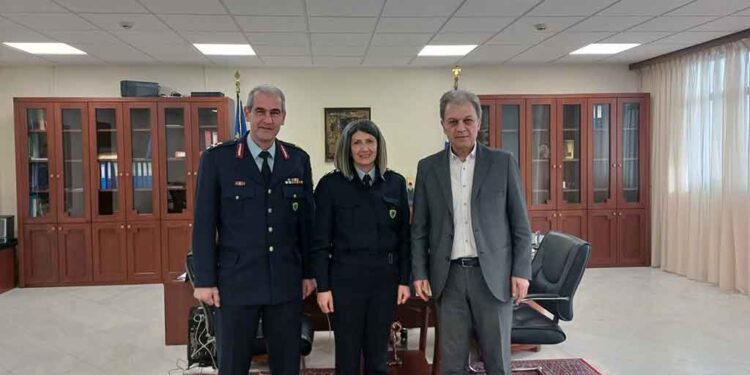 Εθιμοτυπική επίσκεψη του κ.Γενικού Περιφερειακού Αστυνομικου Διευθυντή Δυτικής Μακεδονίας,στον Περιφερειάρχη Δυτικής Μακεδονίας