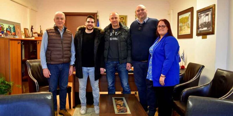 Εθιμοτυπική επίσκεψη του Δ.Σ. του Αμύντα Αμυνταίου στον Δήμαρχο Αμυνταίου