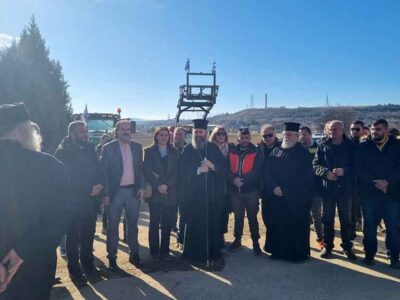 Ο Μητροπολίτης Φλωρίνης Πρεσπών και Εορδαίας στο μπλόκο αγροτών κόμβου Φιλώτα