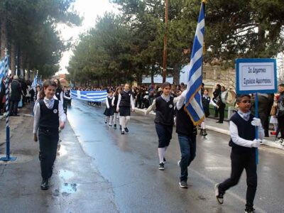 Δείτε το πλούσιο φωτορεπόρταζ, για την σημερινή εθνική επέτειο της 25ης Μαρτίου στο Αμύνταιο