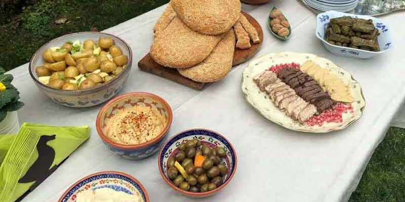 Σαρακοστιανό τραπέζι: Χαμηλότερες ή ίδιες οι τιμές με πέρυσι