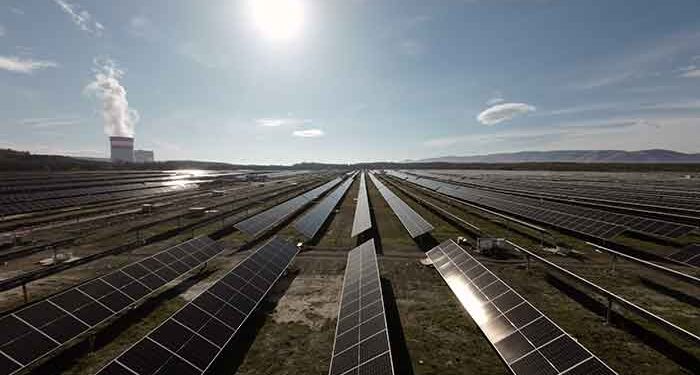 ΔΕΗ Ανανεώσιμες: Έναρξη κατασκευής νέου φωτοβολταϊκού σταθμού ισχύος 80 MW στη Δυτική Μακεδονία