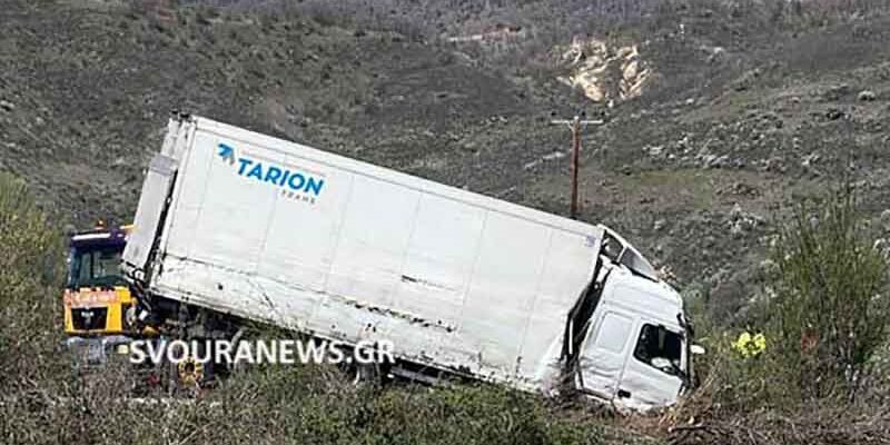 Τροχαίο με νταλίκα κοντά στη Φωτεινή Καστοριάς