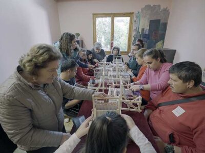 ΕΡΓΑΣΤΗΡΙ ΥΦΑΝΤΙΚΗΣ «ΛΑΜΠΗΔΟΝΕΣ»