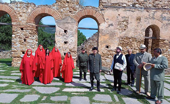 Στην Βασιλική του Αγίου Αχιλλείου Πρεσπών, έγιναν οι φωτογραφήσεις και τα βίντεο, που ετοιμάζει η θεατρική ομάδα του Ποντιακού Συλλόγου Πτολεμαΐδας
