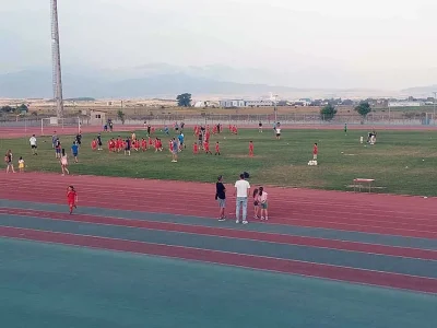 Χαμόγελα, μπουγέλα και διακρίσεις στην τελετή λήξης της Ακαδημίας Ποδοσφαίρου του ΠΑΣ ΦΛΩΡΙΝΑ