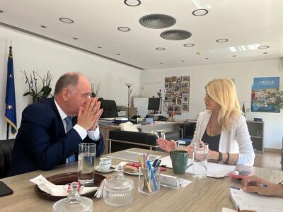 Συνάντηση του Βουλευτή Π.Ε Φλώρινας κ. Σταύρου Παπασωτηρίου με την υφυπουργό υφυπουργο Τουρισμού κ. Έλενα Ράπτη