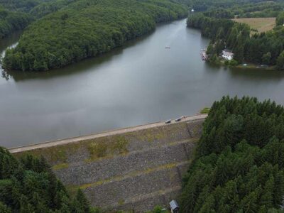 Υπογραφή συμφωνίας για την εξαγορά 629MW ΑΠΕ της Evryo Group στη Ρουμανία