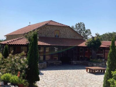 Πανήγυρις Ιεράς Μονής Κοιμήσεως της Θεοτόκου Κλαδορράχης Φλώρινας της Ιεράς Μητροπόλεως Φλωρίνης, Πρεσπών και Εορδαίας
