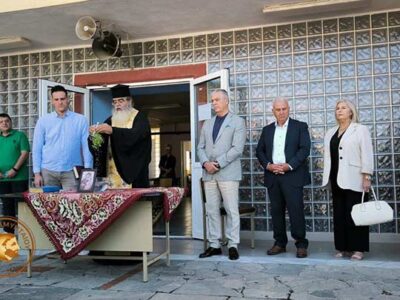 Σε σχολεία του Αμυνταίου για τον καθιερωμένο αγιασμό παρευρέθηκε ο Δήμαρχος Αμυνταίου, Ιωάννης Λιάσης