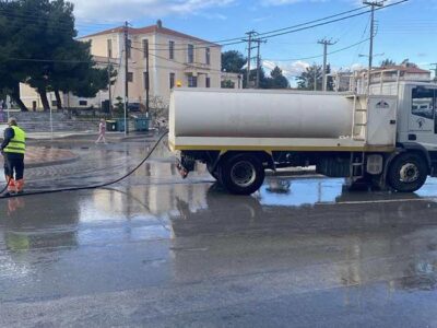 Πλύσεις και απολυμάνσεις των κεντρικών δρόμων του Αμυνταίου