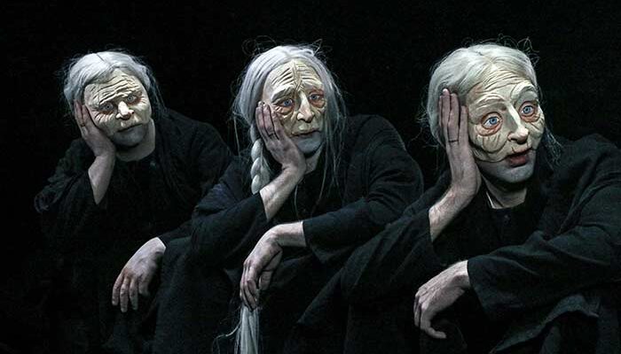 Θεατρική Παράσταση ''Οι γριές που μαζεύουν την τσουκνίδα''