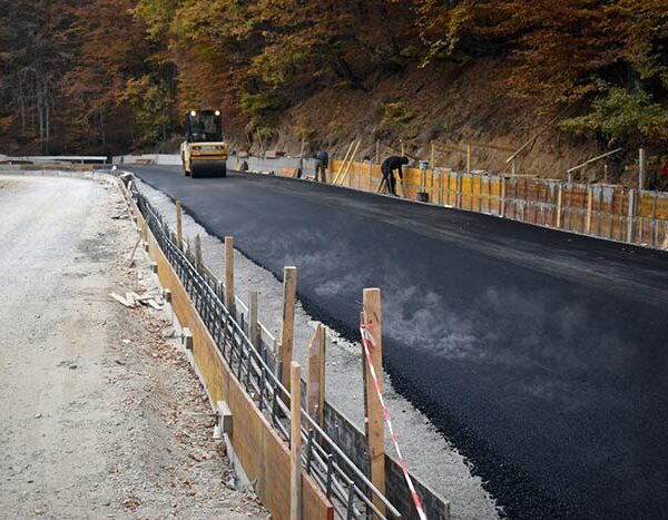 Δήμος Πρεσπών: Σε δημοπράτηση έργο 320.000 ευρώ για τη βελτίωση της τοπικής οδοποιίας 10 Ολοκληρώθηκε η αποκατάσταση του οδικού δικτύου στο 11ο χλμ της Εθνικής Οδού Φλώρινας - Πρέσπας
