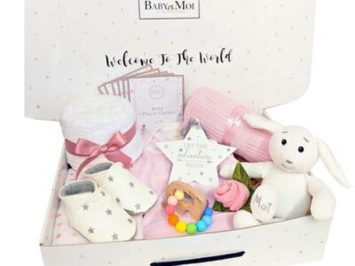 Πώς θα φτιάξετε ένα μικρό baby bundle για την έγκυο φίλη σας;
