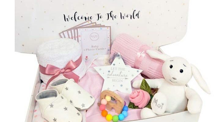 Πώς θα φτιάξετε ένα μικρό baby bundle για την έγκυο φίλη σας;