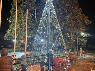 Άναμμα Χριστουγεννιάτικου Δέντρου στις Δημοτικές Κοινότητες Αμυνταίου