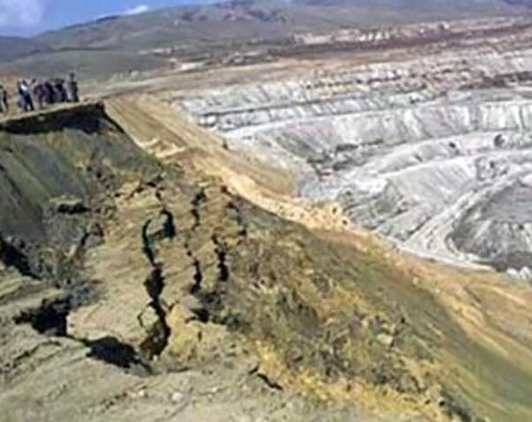 Από τον λιγνίτη στους υπερυπολογιστές: η νέα γεωγραφία της ελληνικής ψηφιακής κυριαρχίας 9 Τα data centers στο Αμύνταιο, το υδρογόνο, ο λιγνίτης και η φυγή των νέων
