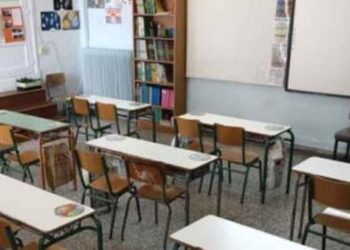 Κλειστά τα σχολεία και αύριο στην Καστοριά