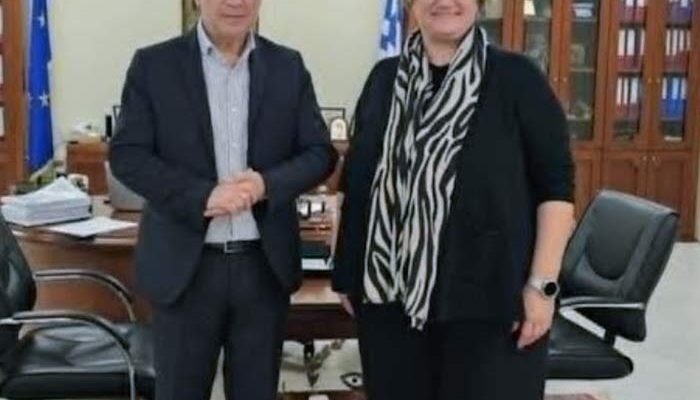 Επίσκεψη της Προέδρου του Επιμελητηρίου Φλώρινας στον Περιφερειάρχη Δυτικής Μακεδονίας, Γιώργο Αμανατίδη