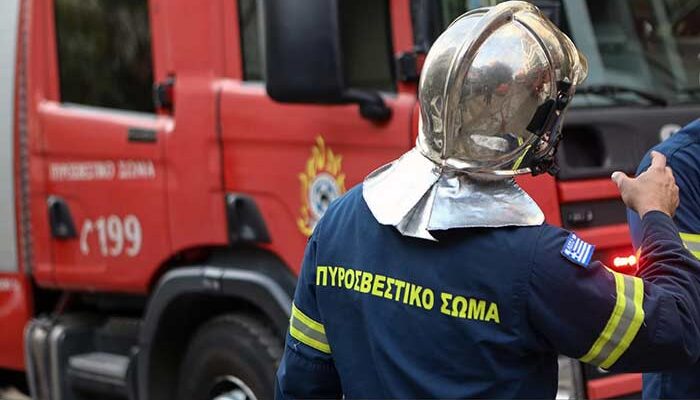 Φωτιά στο Βαρικό προξένησε σοβαρές ζημιές σε οίκημα και κουζίνα καταστήματος αναψυχή