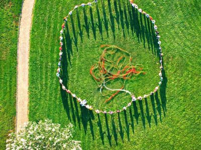 Ένας δρόμος που γίνεται κύκλος, ένα νήμα για τη συμπερίληψη μια ταινία του Φάνη Τοψαχαλίδη