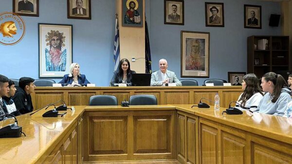 Επίσκεψη της Γ τάξης Γυμνασίου Αμυνταίου στο Δημαρχείο Αμυνταίου