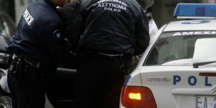 Συνελήφθη 18χρονος ημεδαπός για κλοπή στην πόλη της Πτολεμαΐδας