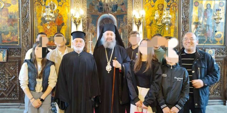 Οι μαθητές του Γυμνασίου Λεχόβου πραγματοποίησαν τον τελευταίο εκκλησιασμό για το σχολικό έτος 2024-2025