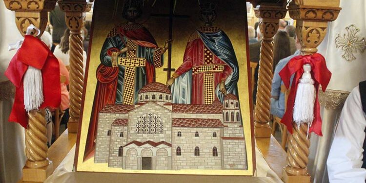 Με μεγαλοπρέπεια και λαμπρότητα ο εορτασμός των Αγίων Κωνσταντίνου και Ελένης Πολιούχων Ἀμυνταίου
