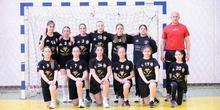 Μια ανάσα από το Πρωτάθλημα της Ένωσης Σωματείων Χειροσφαίρισης Βορειοδυτικής Ελλάδος οι Παμπαίδες … Ελπίζουν και οι Παγκορασίδες