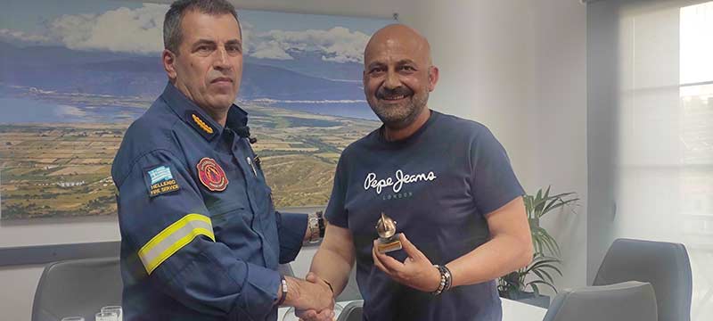 Εθιμοτυπική επίσκεψη του συντονιστή Πυροσβεστικών Επιχειρήσεων στην Πρέσπα