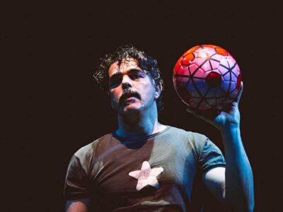"Football - Το παιχνίδι της ανθρωπότητας" του Θανάση Τριαρίδη