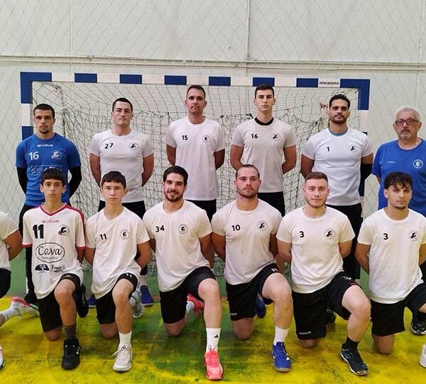 ΧΑΝΤΜΠΟΛ: Δύσκολη έξοδος για τον Αμύντα Αμυνταίου στην πρεμιέρα του Πρωταθλήματος
