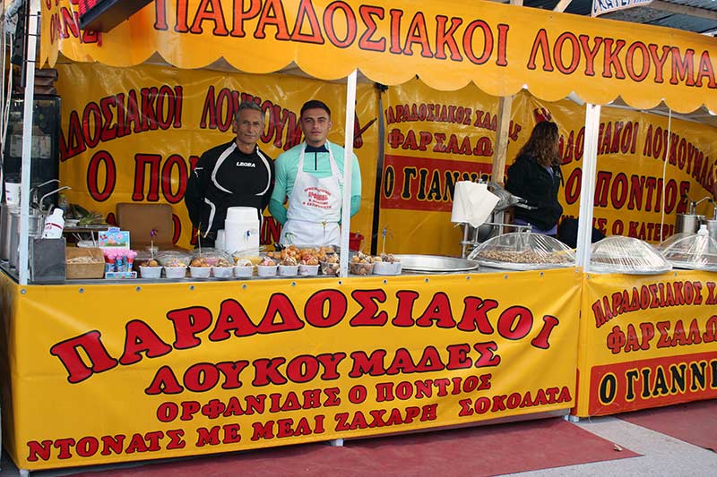 Παραδοσιακοί Λουκουμάδες και φρέσκο χαλβά Φαρσάλων! “Ορφανίδης ο Πόντιος ο Κατερινιώτης” στην εμποροπανήγυρη Αμυνταίου 2025