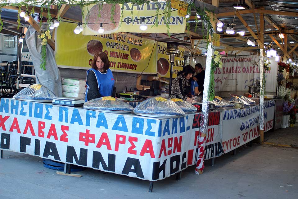 Παραδοσιακός χειροποίητος Χαλβάς Φάρσαλων Ζυγος ο Γιαννακος, στην εμποροπανήγυρη Αμυνταίου 2025