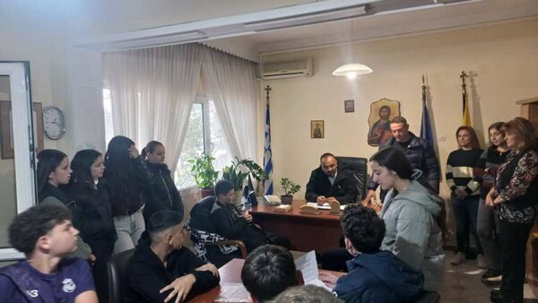 Η Διεύθυνση και ο Σύλλογος Διδασκόντων του Γυμνασίου Φιλώτα εκφράζουν τις θερμές τους ευχαριστίες