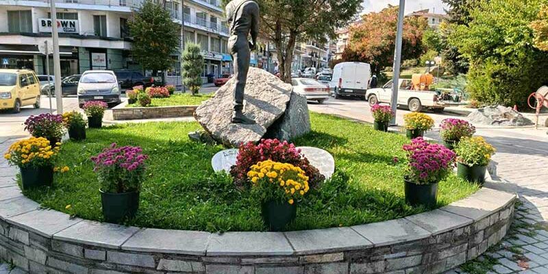 Σε εξέλιξη ο β' κύκλος ανθοφυτεύσεων από τον Δήμο Φλώρινας