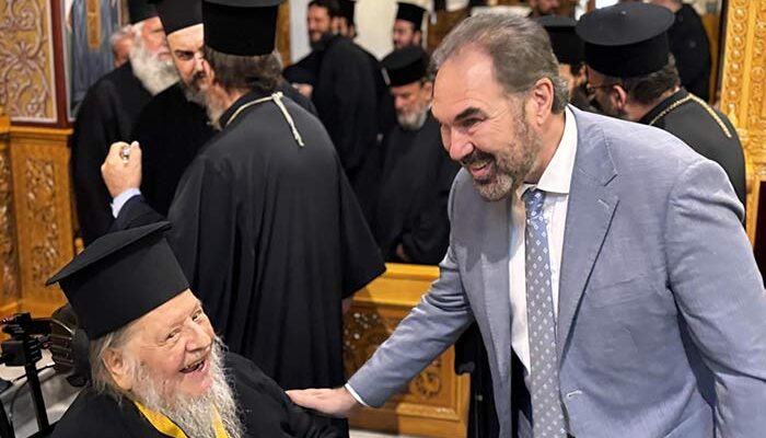 Δήλωση του Δημάρχου Φλώρινας για την παρασημοφόρηση του γέροντα πρώην Φλωρίνης κ. Θεοκλήτου