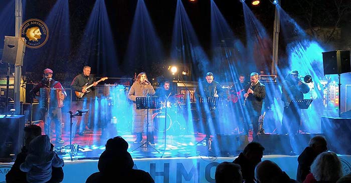 Φωταγώγηση Χριστουγεννιάτικου Δέντρου στην Πλατεία Αγοράς στο Αμύνταιο