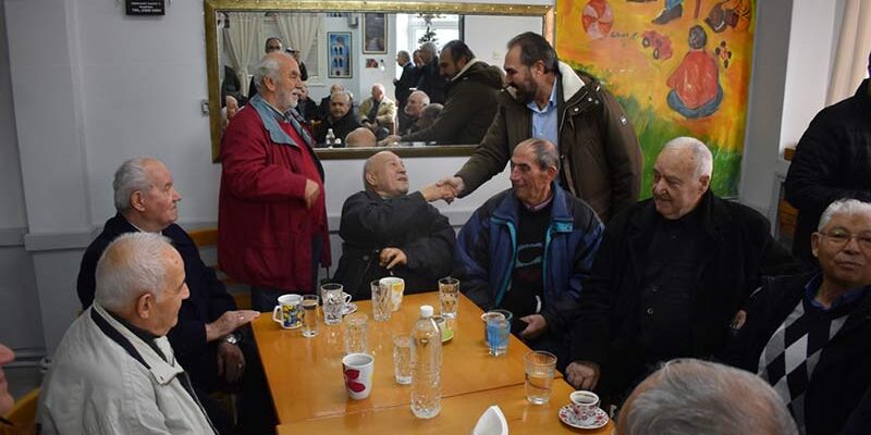 Συνεχίστηκαν οι Χριστουγεννιάτικες επισκέψεις του Δημάρχου Φλώρινας